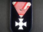 Vojenský záslužný kříž III. třídy, mírová skupina, Ag, výroba F. Rothe, půvoní luxusní etue