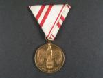 Pamětní medaile na první sv. válku, původní stuha