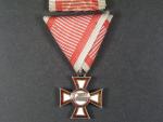 Vojenský záslužný kříž, punc Ag, původní voj. stuha, výrobce Vincent Mayer Wien