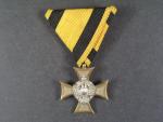 Vojenský služební kříž III.tř. za 25 let služby, vydání z let 1890 - 1918, revers opatřen perletí, původní stuha