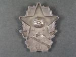 Odznak vojenské technické akademie 1954 č.099, výrobce Zukov Ag900