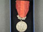 Medaile - Za zásluhy o obranu vlasti - ČSSR, etue, výrobce Zukov
