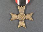 Válečný záslužný kříž 2. třídy, výrobce Klein & Quenzer, Idar Oberstein