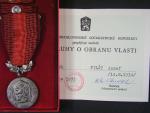 Medaile - Za zásluhy o obranu vlasti - ČSSR + etue a průkaz