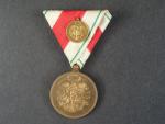 Tyrolská pamětní medaile na I. sv. válku z r. 1928, původní stuha + miniatura