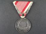 Medaile za statečnost, I. třídy 1914-1917 na hraně značka A, původní páska za 3x udělení, značka ZIMBLER WIEN
