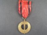Pamětní medaile čs. armády v zahraničí se štítky VB a F, značka výrobce Z