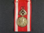 ČS. medaile Bílého Lva I.stupeň, vojenská skupina, pozlacené stříbro, punc Ag, značka výrobce K.K., vzácné
