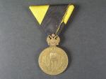 Čestná medaile Za mnoholeté členství v domobraneckých sborech, 1908 I. tř. za 40 let, nepůvodní stará stuha