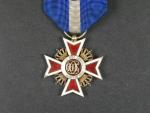 Řád Rumunské koruny, důstojník, po r. 1932, značeno 1468-35 ARM RESCH, punc korunka, mírně poškozený bílý smalt v cípech ramen kříže, originální etue