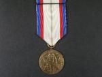 Medaile - Za upevňování přátelství ve zbrani I. třída