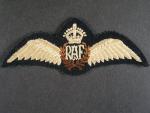 Nášivka RAF, britský pilotní odznak, období II. sv. války
