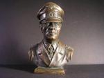 Busta E. Rommela, bronz, výška 110mm