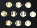 Sada 10 zlatých medailí, Čeští svatí v dílech mistrů, orginální dřevěná etue se štítkem, certifikát, číslo kolekce 94, Au 0,999 (10 x 6 g), celkem 60 g,