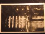 Brno, čb. fotopohlednice, baťův palác v noci, prošlá 1937, horší stav