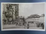 Praha, čb. fotopohlednice Orloj, prošlá 1955