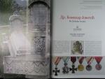 Faleristika pomníků Černé Hory, Alexander V. Petříček, 264 stran, náklad 300 kusů, česky, srbsky, obsáhlé anglické resumé